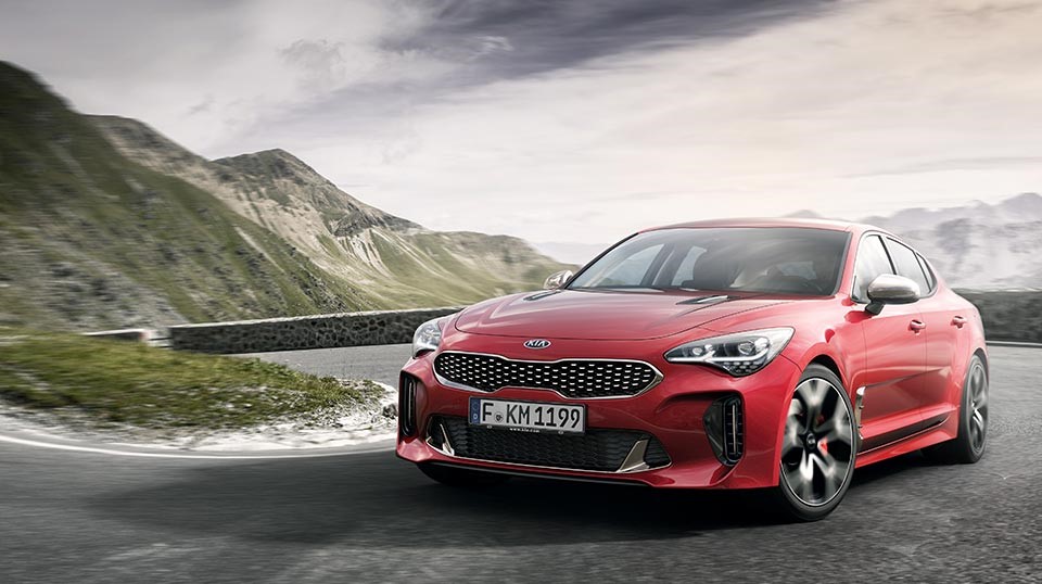 Мировая премьера новой модели KIA Stinger