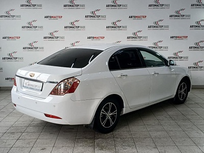 Geely Emgrand EC7 2013