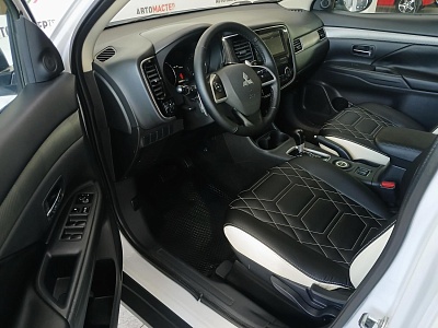 Mitsubishi Outlander 2013