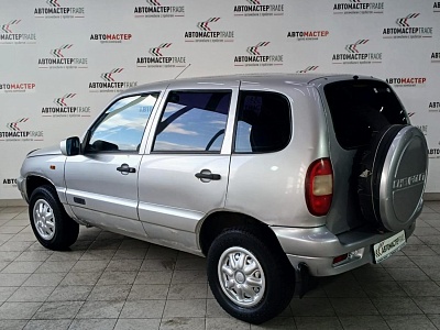 Chevrolet Niva 2005