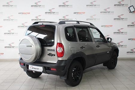 Chevrolet Niva 2010