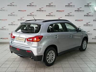 Mitsubishi ASX 2011