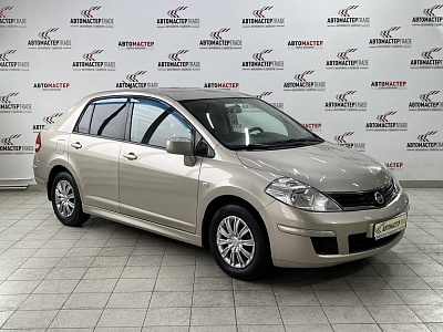 Nissan Tiida 2011