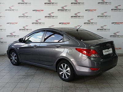 Hyundai Solaris 2012