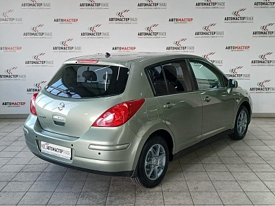 Nissan Tiida 2007