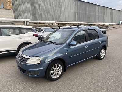 Renault Logan 2010