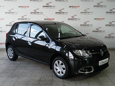 Renault Sandero 2015