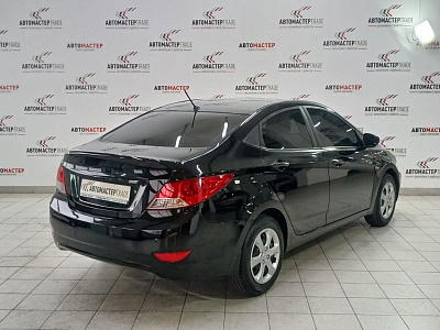 Hyundai Solaris 2013