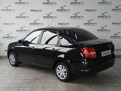 ВАЗ (Lada) Granta 2021