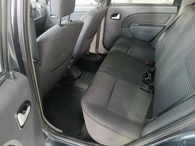 Renault Logan 2009