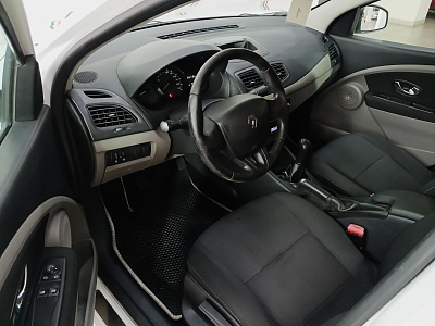 Renault Fluence 2012