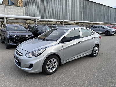 Hyundai Solaris 2012