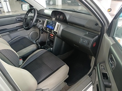 Nissan X-Trail 2003