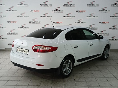 Renault Fluence 2012