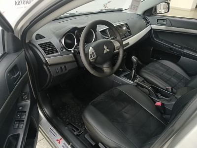 Mitsubishi Lancer 2013