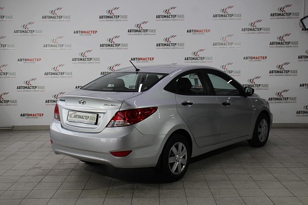 Hyundai Solaris 2014