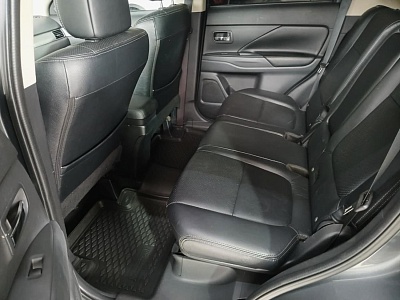 Mitsubishi Outlander 2013