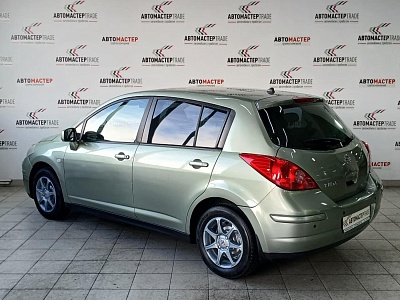 Nissan Tiida 2007