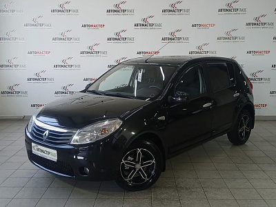 Renault Sandero 2010