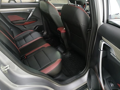Geely Coolray 2023